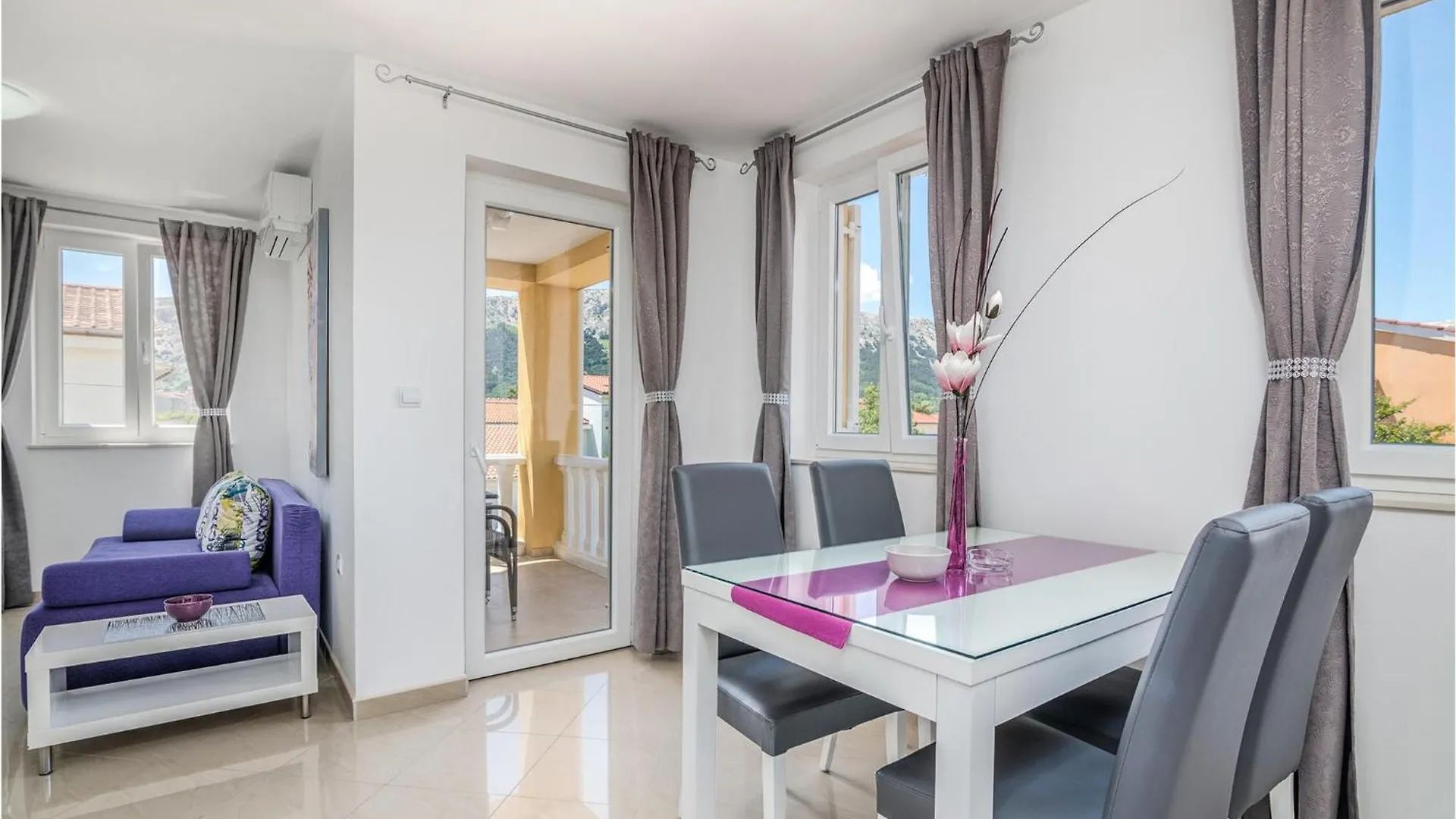 1 Bedroom Amazing Apartment In Baska